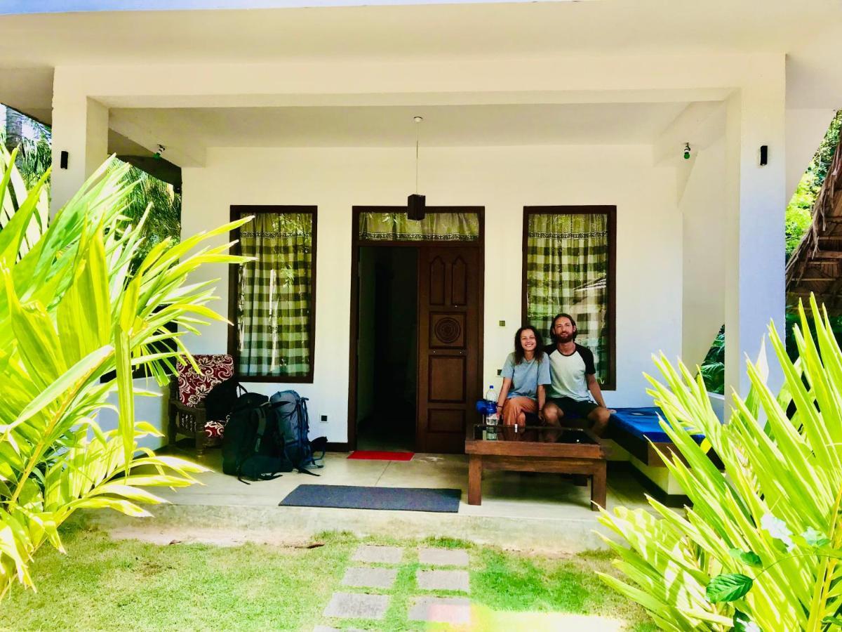 Mountain Seaview Cabanas Hotel Tangalle Exterior photo